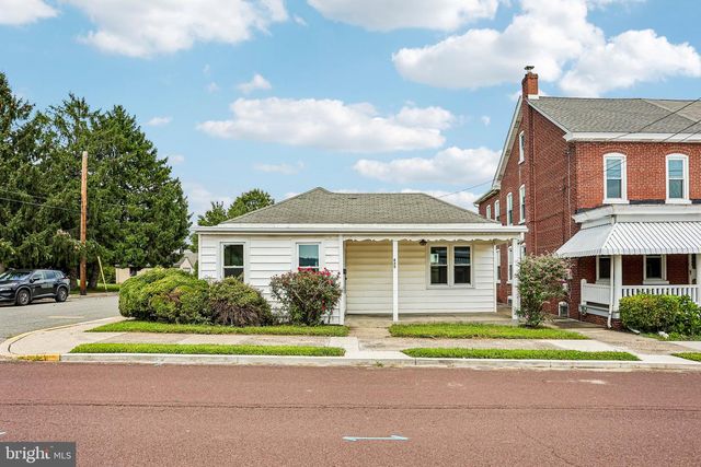 427 W RACE ST, Pottstown, PA 19464