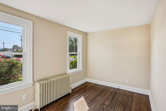 427 W RACE ST, Pottstown, PA 19464