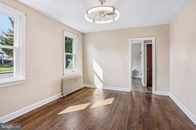 427 W RACE ST, Pottstown, PA 19464