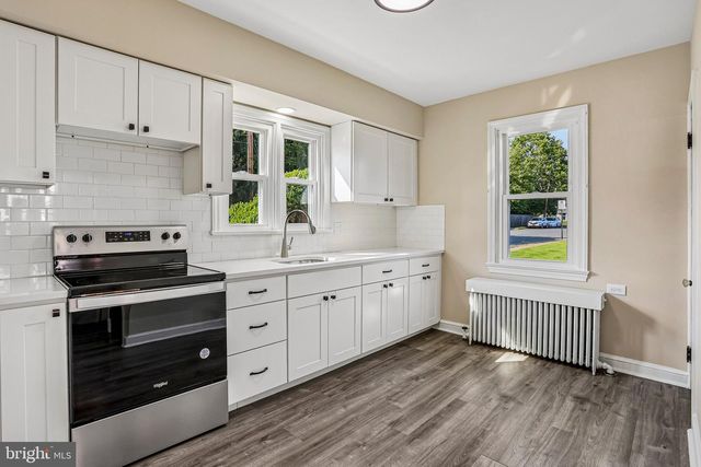 427 W RACE ST, Pottstown, PA 19464