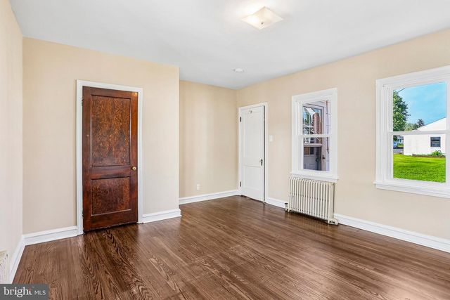 427 W RACE ST, Pottstown, PA 19464