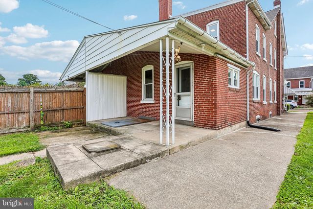 427 W RACE ST, Pottstown, PA 19464