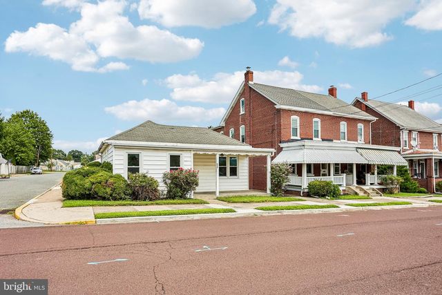 427 W RACE ST, Pottstown, PA 19464