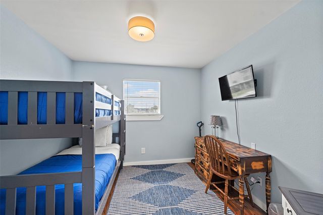 16530 Captain Kidd Road, Jamaica Beach, TX 77554