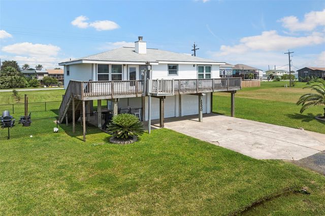 16530 Captain Kidd Road, Jamaica Beach, TX 77554