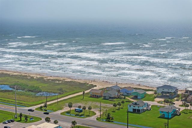 16530 Captain Kidd Road, Jamaica Beach, TX 77554