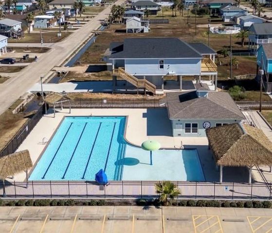 16530 Captain Kidd Road, Jamaica Beach, TX 77554