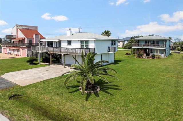 16530 Captain Kidd Road, Jamaica Beach, TX 77554