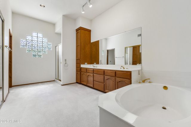 15852 N 50TH Drive, Glendale, AZ 85306