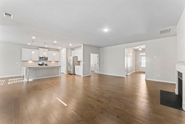 6425 Hickory Bell Dr, Murfreesboro, TN 37128