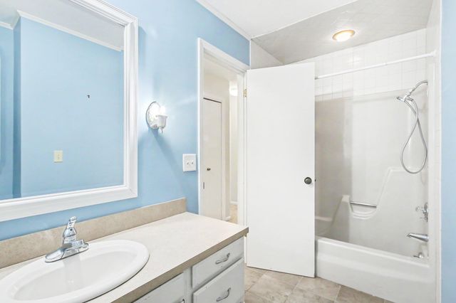 776 Meadowbrook Avenue, Holland City, MI 49423