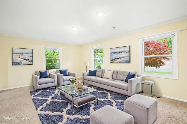 776 Meadowbrook Avenue, Holland City, MI 49423