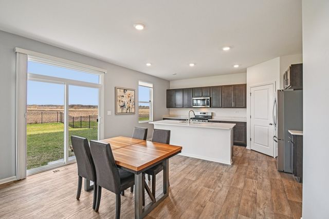 1716 Dublin Drive, Pingree Grove, IL 60140