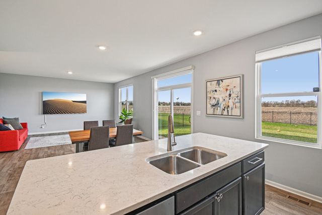 1716 Dublin Drive, Pingree Grove, IL 60140