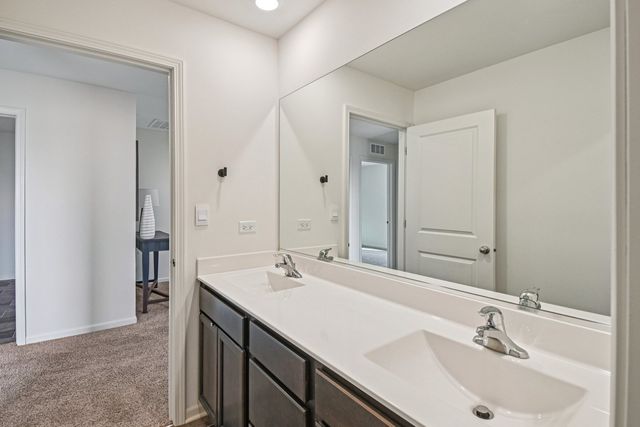 1716 Dublin Drive, Pingree Grove, IL 60140