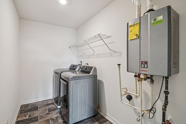 1716 Dublin Drive, Pingree Grove, IL 60140