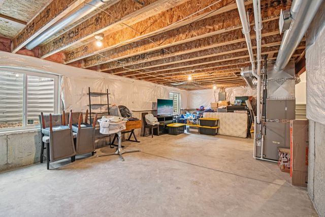 1716 Dublin Drive, Pingree Grove, IL 60140