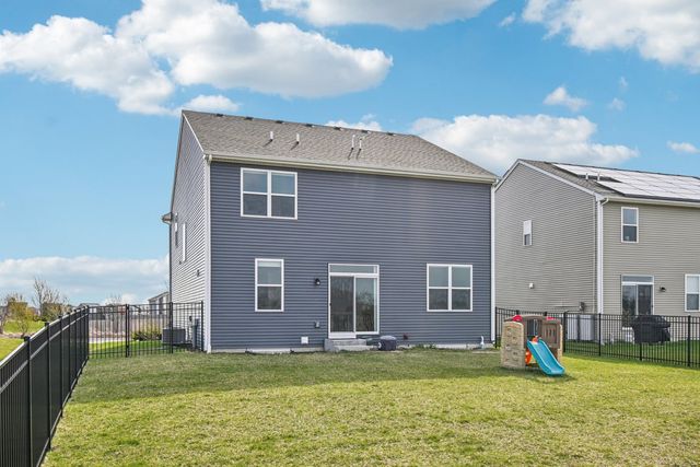 1716 Dublin Drive, Pingree Grove, IL 60140