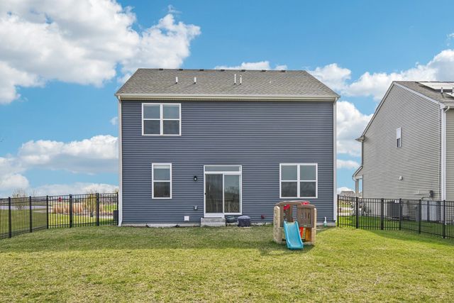 1716 Dublin Drive, Pingree Grove, IL 60140