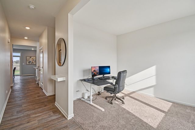 1716 Dublin Drive, Pingree Grove, IL 60140