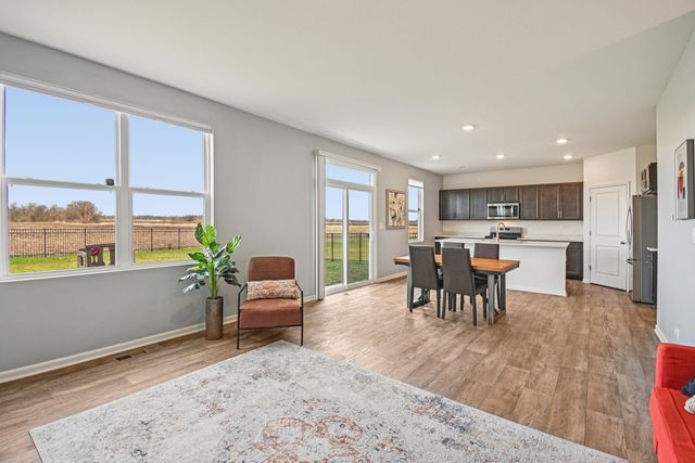 1716 Dublin Drive, Pingree Grove, IL 60140