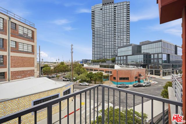 500 Molino Street 315, Los Angeles, CA 90013