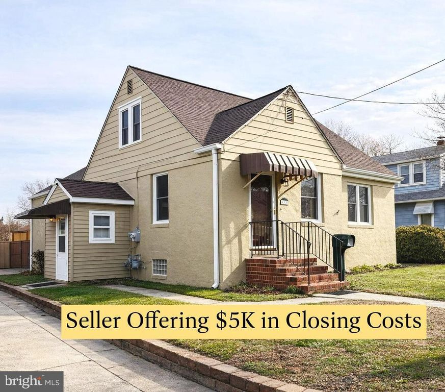 411 IVES AVE, Carneys Point, NJ 08069