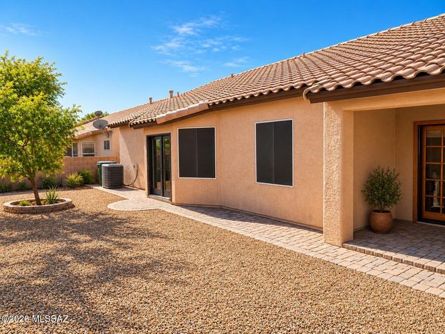 9006 N Willeta Drive, Tucson, AZ 85743