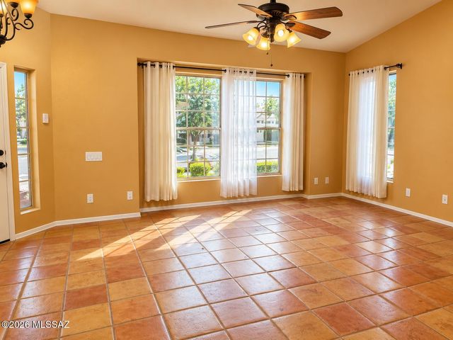 9006 N Willeta Drive, Tucson, AZ 85743