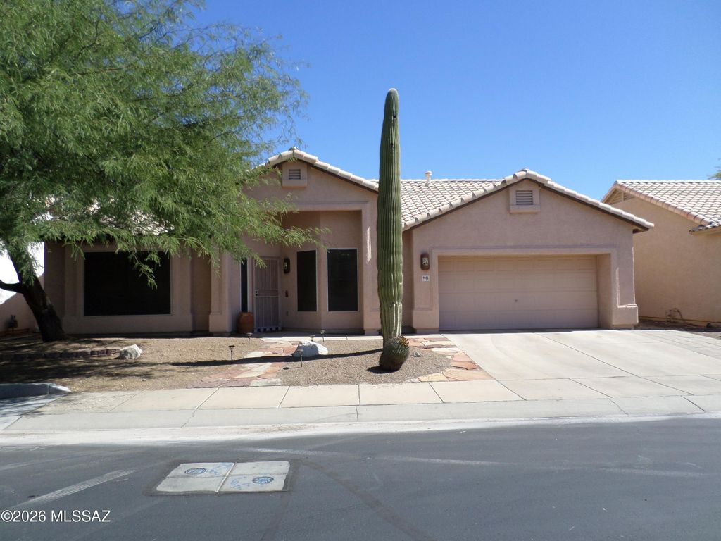 9006 N Willeta Drive, Tucson, AZ 85743