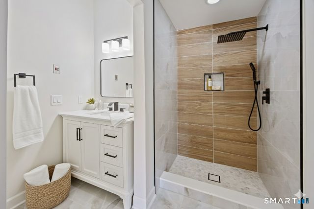 507 Little Meadow Road, Guilford, CT 06437