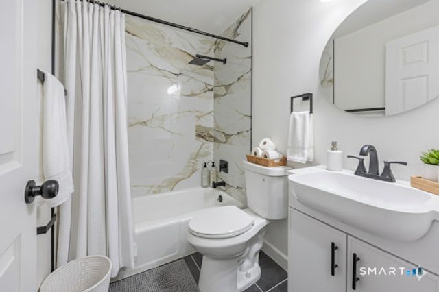 507 Little Meadow Road, Guilford, CT 06437