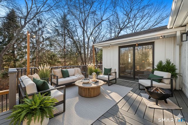 507 Little Meadow Road, Guilford, CT 06437