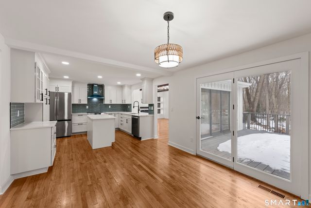 507 Little Meadow Road, Guilford, CT 06437