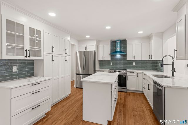 507 Little Meadow Road, Guilford, CT 06437