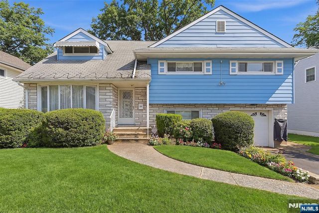 137 Voorhees Street, Teaneck, NJ 07666