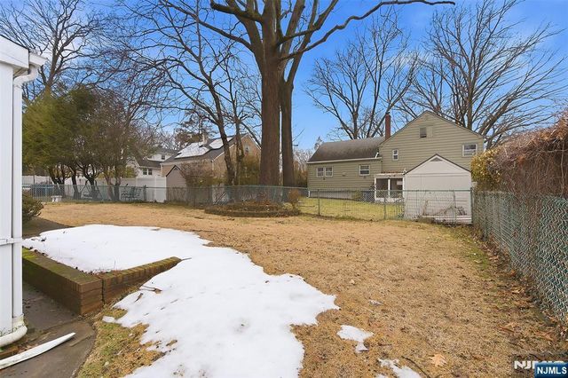 137 Voorhees Street, Teaneck, NJ 07666