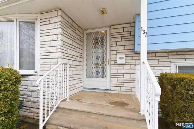 137 Voorhees Street, Teaneck, NJ 07666