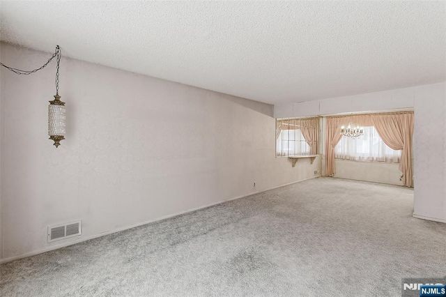 137 Voorhees Street, Teaneck, NJ 07666