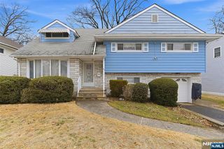 137 Voorhees Street, Teaneck, NJ 07666