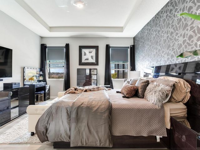 9822 SHORELINE VIEW WAY, Wesley Chapel, FL 33545