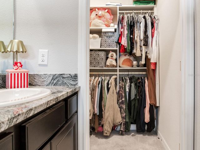 9822 SHORELINE VIEW WAY, Wesley Chapel, FL 33545