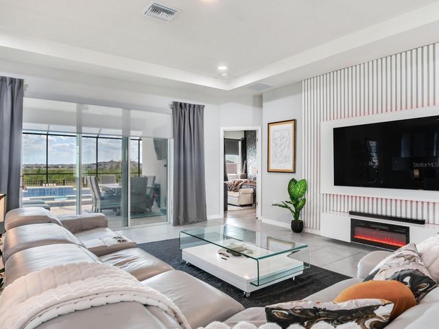 9822 SHORELINE VIEW WAY, Wesley Chapel, FL 33545