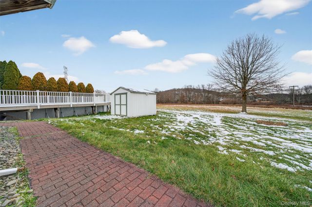 5 Fox Hollow Road, Blooming Grove, NY 10914