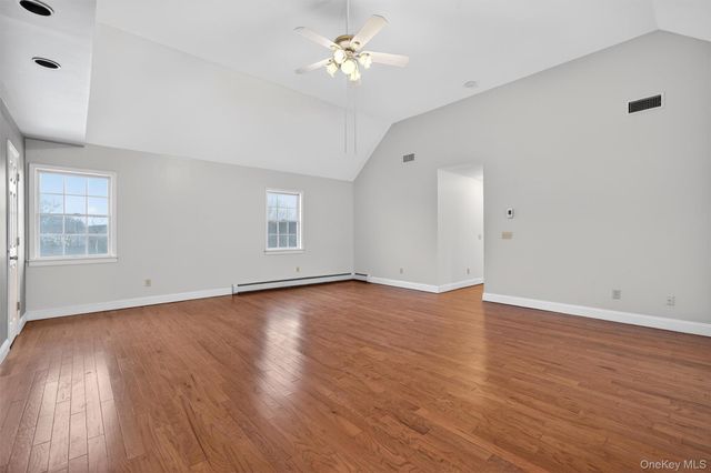 5 Fox Hollow Road, Blooming Grove, NY 10914