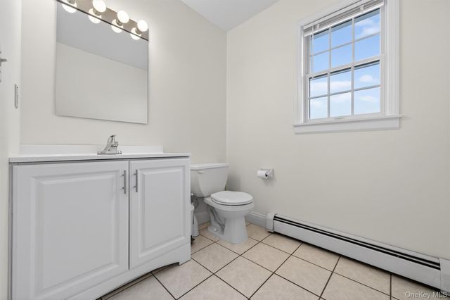 5 Fox Hollow Road, Blooming Grove, NY 10914