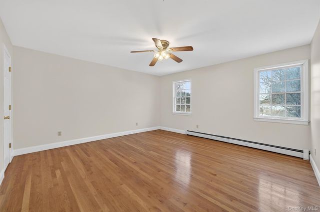 5 Fox Hollow Road, Blooming Grove, NY 10914