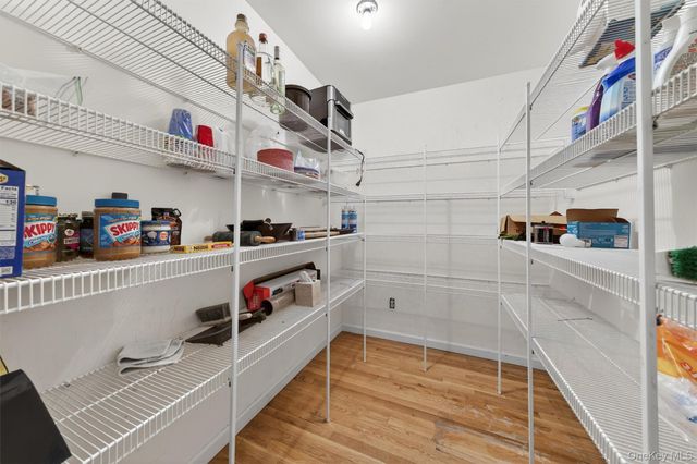 5 Fox Hollow Road, Blooming Grove, NY 10914