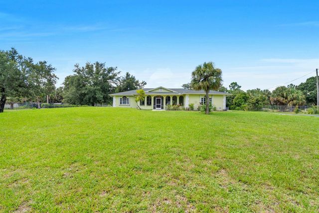 420 18TH Avenue NE, Naples, FL 34120