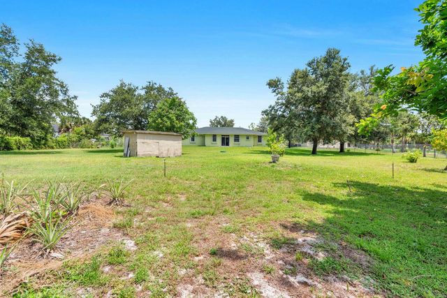 420 18TH Avenue NE, Naples, FL 34120